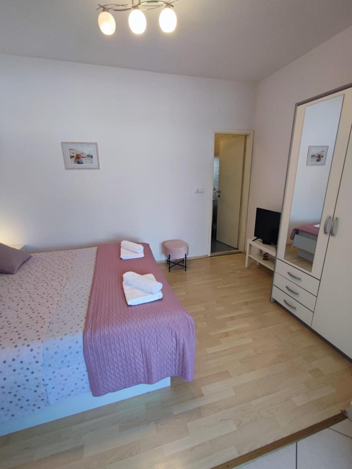 Milka Apartament *